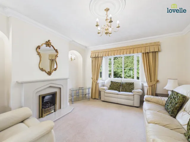 Woodside, Lincoln, LN4, photo 2