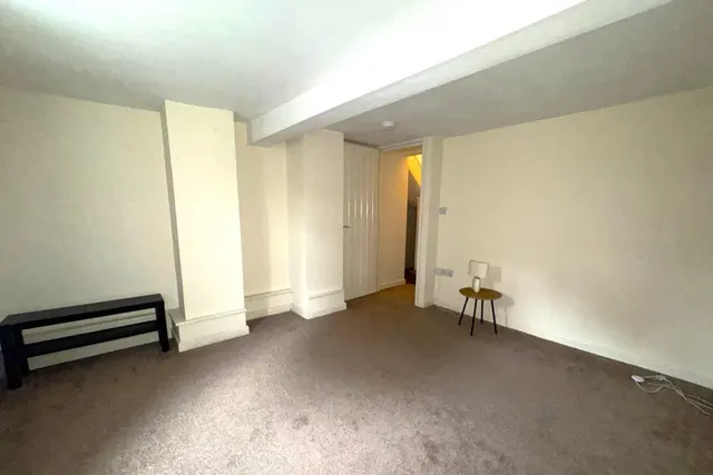 Cross Street, Chesterfield, S40, photo 3