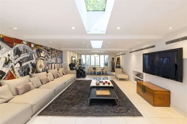 South Audley Street, London, W1K 1HL, photo 1