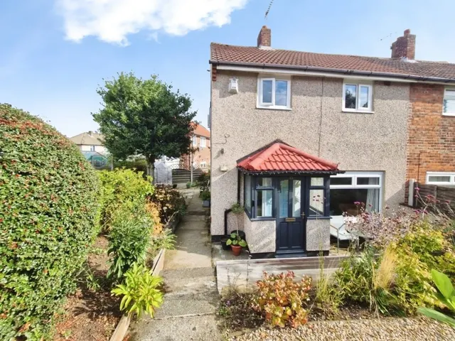 Ganners Lane, Bramley, photo 1