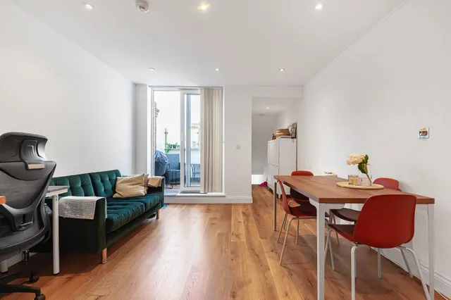 North End Road, Fulham, SW6, photo 3