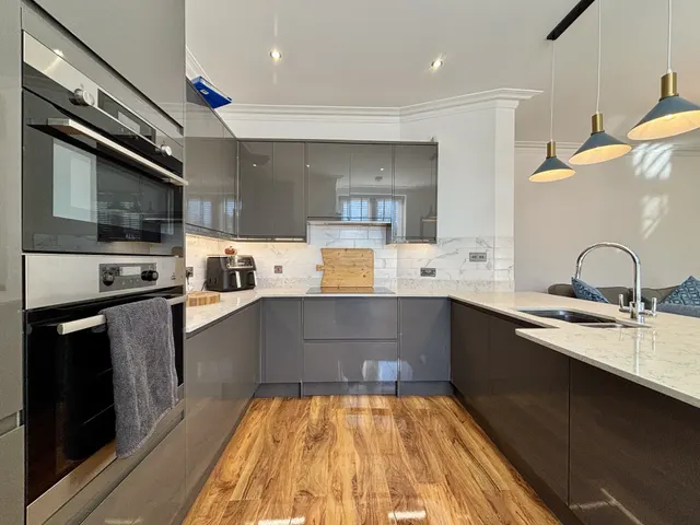 Croydon Road, BR3, photo 3