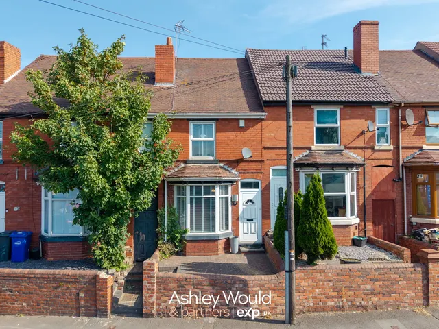 Stourbridge Road, Halesowen, B63 3UJ, photo 1