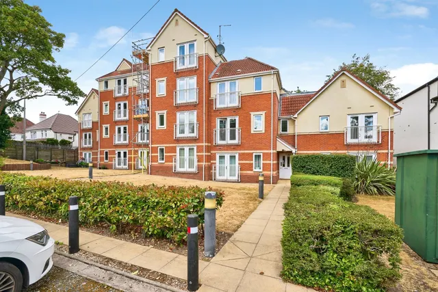 Rosemary Avenue, Wolverhampton, WV4, photo 1