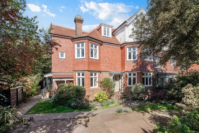 Photo 3 — Lancaster Road, London SW19 5DF
