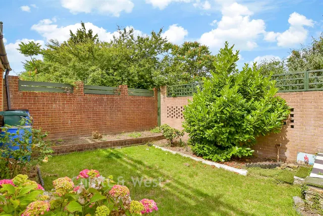Wheatfield Way, Brighton, BN2, photo 2