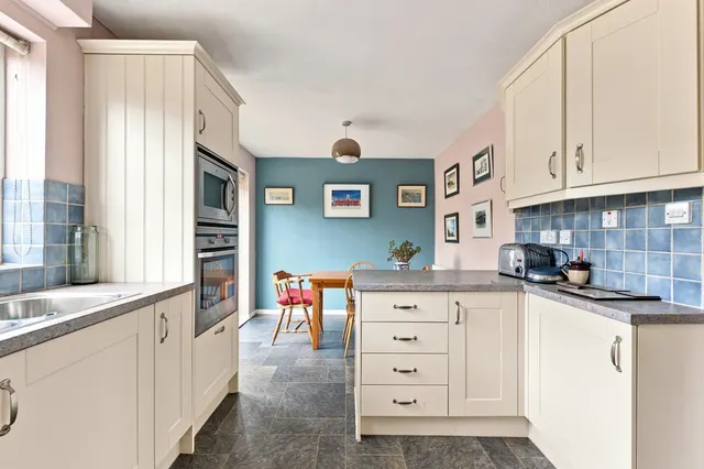 Maple Close, Radcliffe on Trent, NG12, photo 3