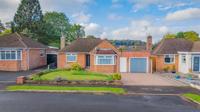 Ridge Road, Kingswinford, DY6, photo 2