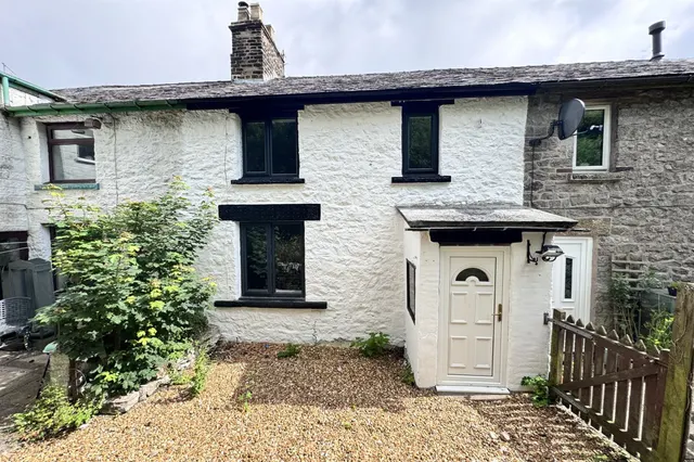 Burlow Road, Buxton, photo 1