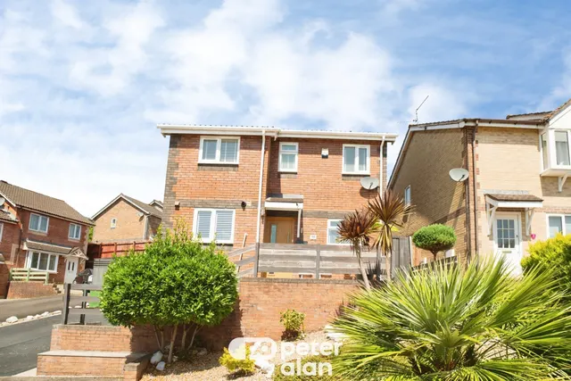 Chamomile Close, Cardiff, CF23, photo 1