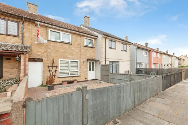 Cotswold Green, Leicester, photo 1