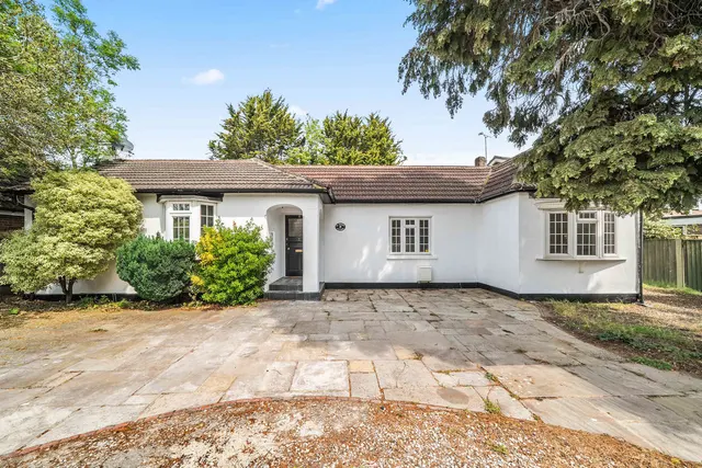 Photo 3 — Old Esher Road, Hersham KT12 4LE