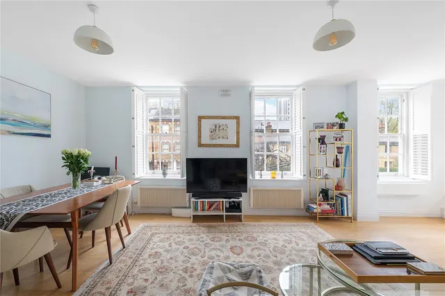 Vicarage Crescent, Battersea, SW11, photo 1