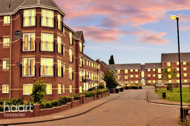 Signet Square, Coventry, CV2, photo 1