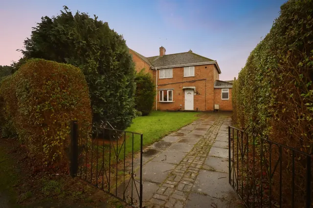 Ollis Close, Corby, photo 1