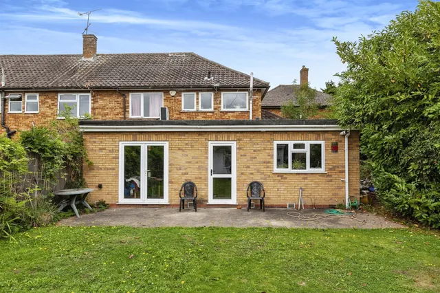 Bromycroft Road, Slough, photo 1
