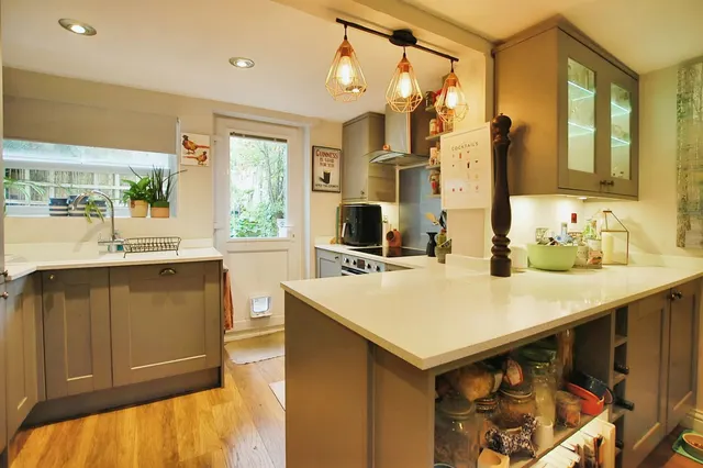 Photo 3 — Chestnut Terrace, Charlton Kings, Cheltenham, GL53 8JQ