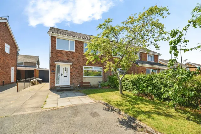 Rainton Grove, Stockton-On-Tees, photo 1