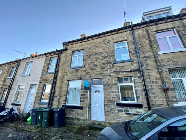 Opal Street, Keighley, BD22, photo 1