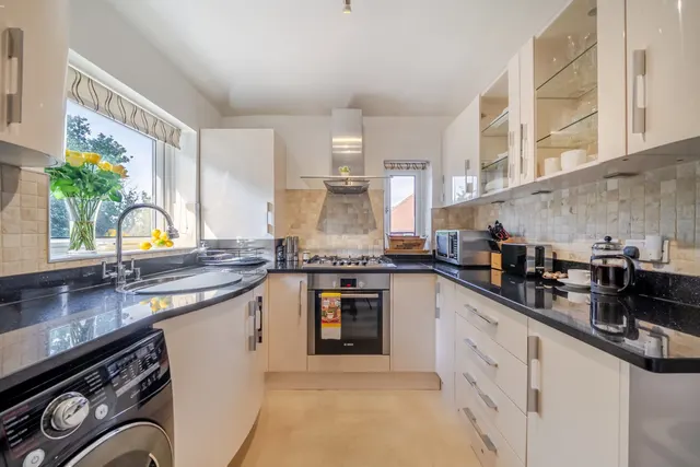 Photo 3 — Churchbury Road, Eltham, SE9 5JA