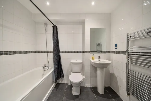 Photo 3 — Grosvenor Terrace, Camberwell, London, SE5