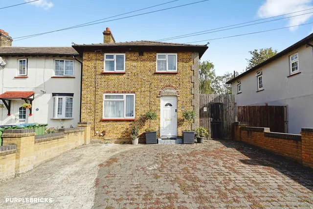 Edgeworth Road, London, SE9, photo 1