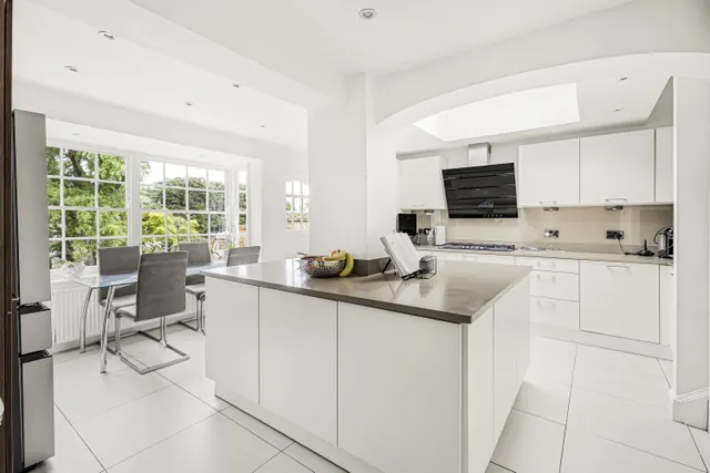 Hadley Road, Barnet, EN5, photo 1