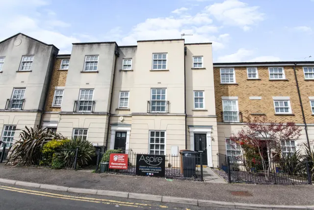 Marlborough Road, Chelmsford, CM2, photo 2