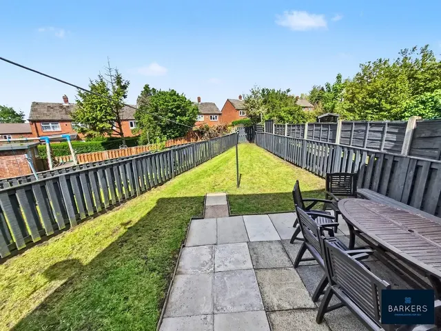 Photo 2 — Nussey Avenue Birstall, Batley WF17 9QP