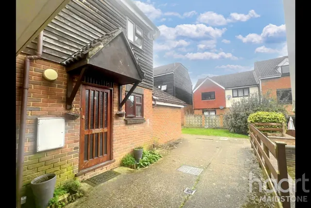 Peacock Mews, Maidstone, ME16, photo 1