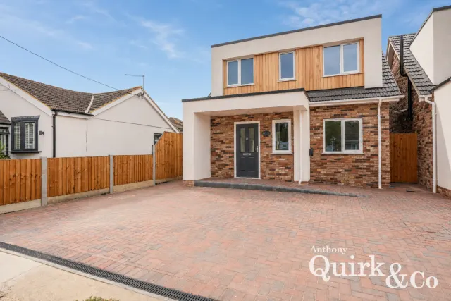 Tudor Road, Canvey Island, SS8, photo 1