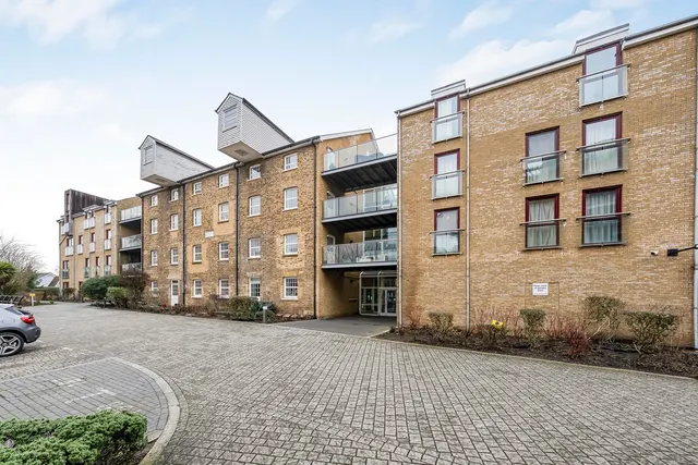 Kings Mill Way, Denham, UB9, photo 1