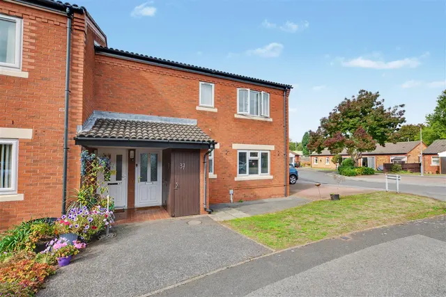 Calverton Close, Toton, NG9, photo 1