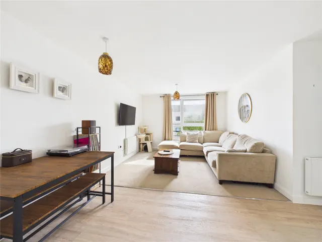Elmtree Way, Kingswood, BS15, photo 2