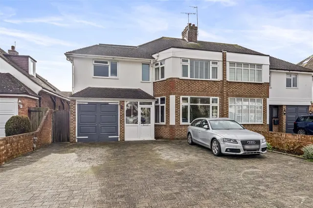 Robson Road, Goring-By-Sea, Worthing, photo 1