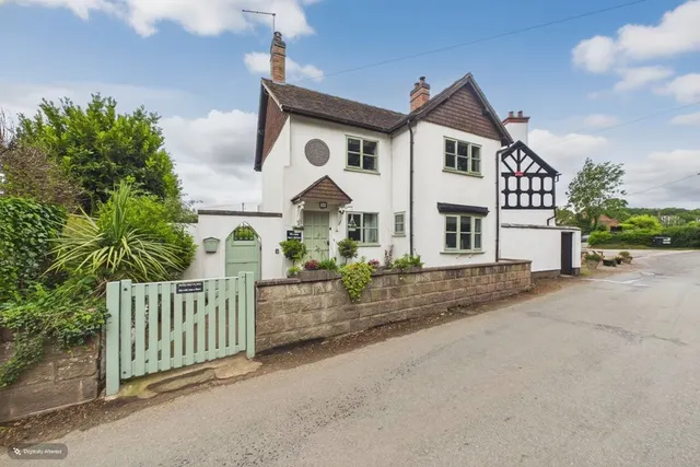 The Old Post Office, Copmere End, photo 1