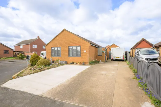 Robinson Avenue, Alford, LN13, photo 1