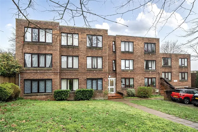 Photo 2 — Foxgrove Road, Beckenham, BR3