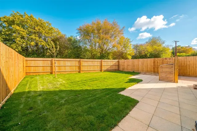 Greenhill Road, BS25, photo 3