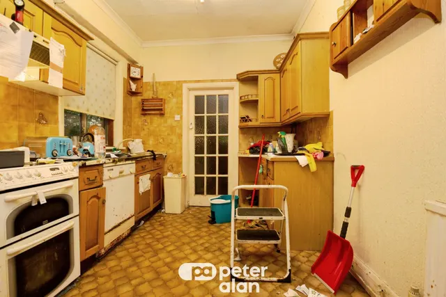 Albany Road, Cardiff, CF24, photo 3