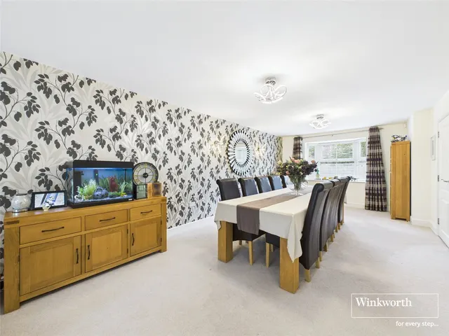 Photo 3 — Birch Lane, Mortimer Common, Reading, Berkshire, RG7