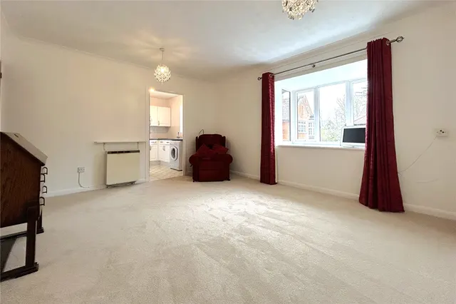 Photo 2 — Berry Court, Hook, Hampshire, RG27 9JZ