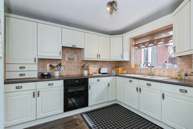 Photo 2 — Thurlaston Lane, Earl Shilton, Leicester