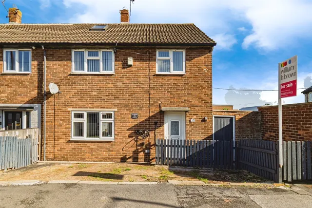 Tamar Grove, Hull, photo 1