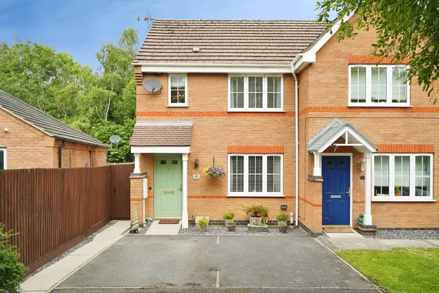 Hampton Close, Coalville, LE67, photo 1