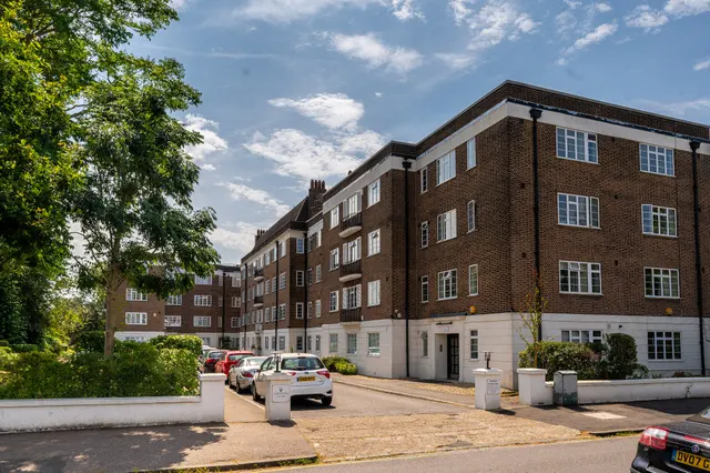 7 Dartmouth Court, Dartmouth Grove, London, photo 1