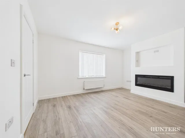 Photo 2 — Derby Crescent, Consett