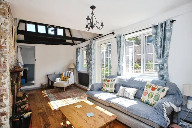 The Square, Hadlow, TN11, photo 2