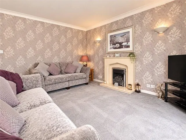St. Aubyns Gardens, South Orpington, BR6, photo 3