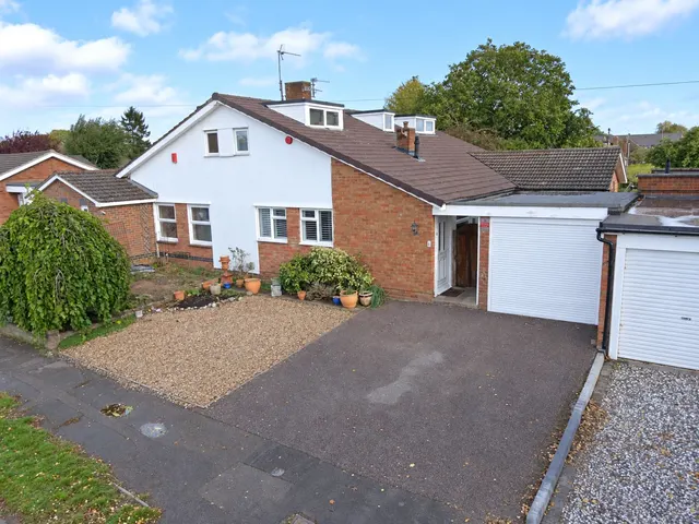 Toddington, Dunstable, photo 1